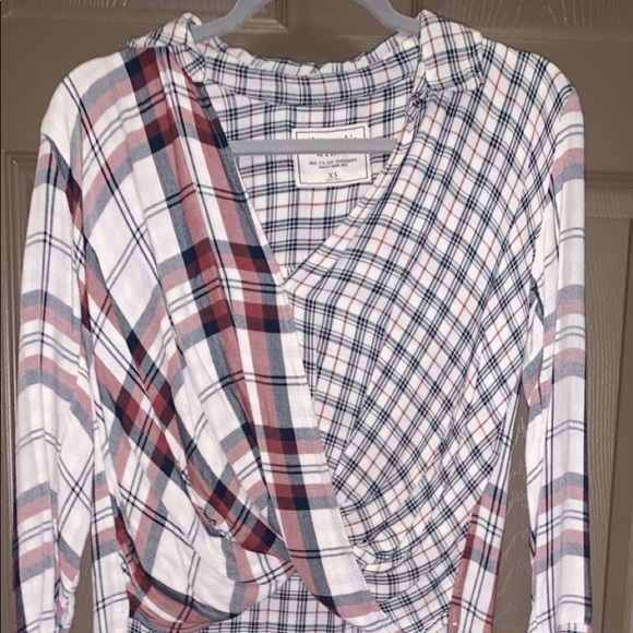 Abercrombie Plaid High-low top - Picture 1 of 2